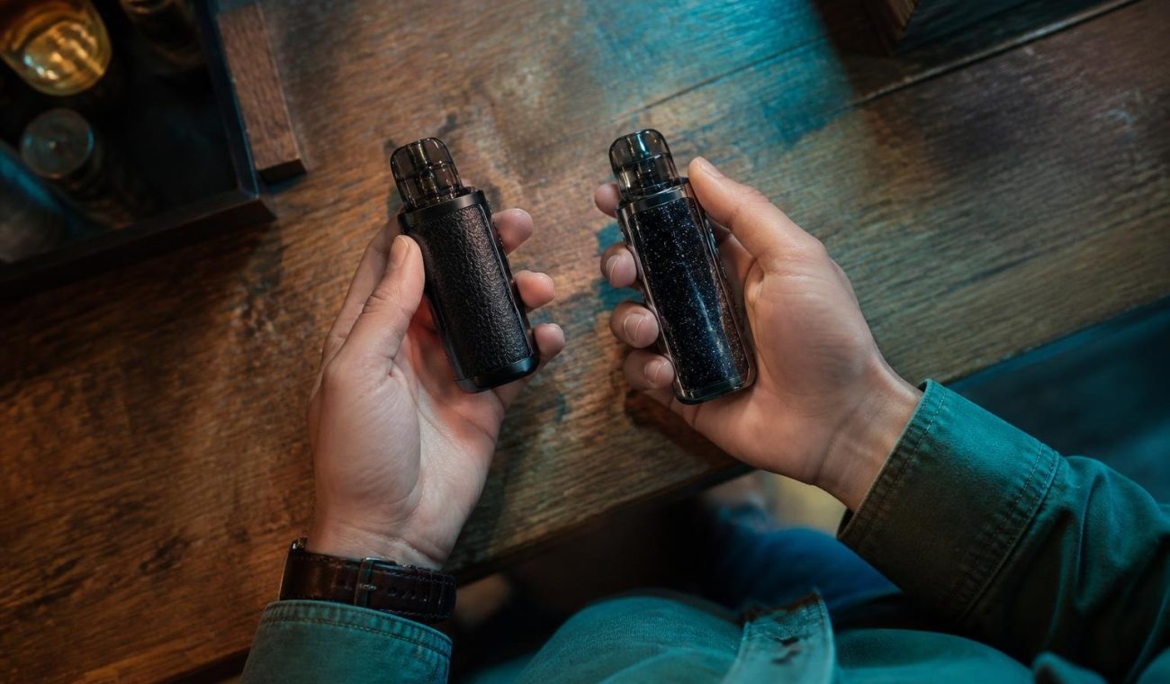 Leather Grips or Starlight Screens: A Comparative Look at Why 10,000-Puff Devices Move Off Shelves